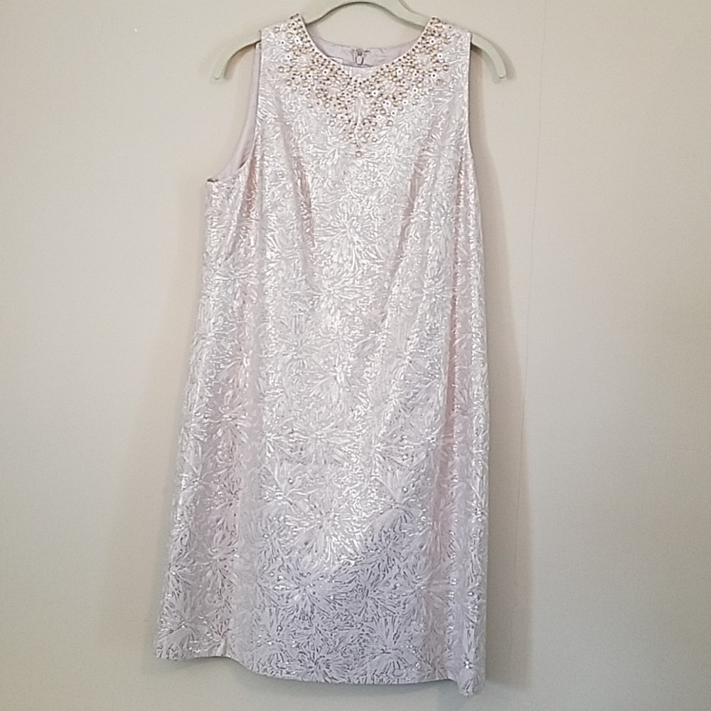 Maggy london lilac gold shift dress